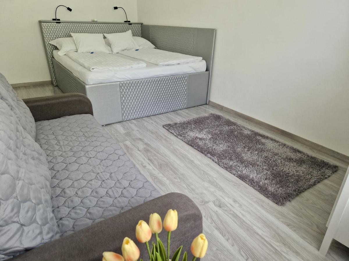 Martina Apartman Bekescsaba Eksteriør bilde